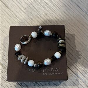 Silpada Black, White, and Silver Beaded Bracelet